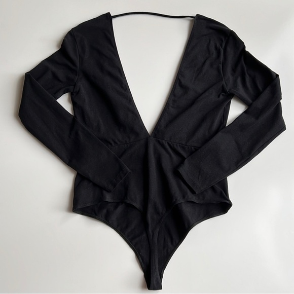 American Apparel Deep V Long Sleeve Bodysuit - Picture 2 of 4